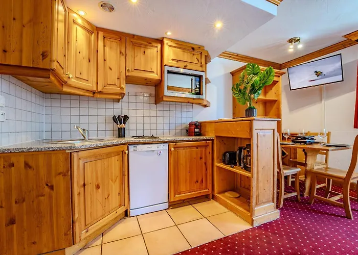 Charming 1 Bedroom Ski-in Out 4p - L'eskival Val Thorens